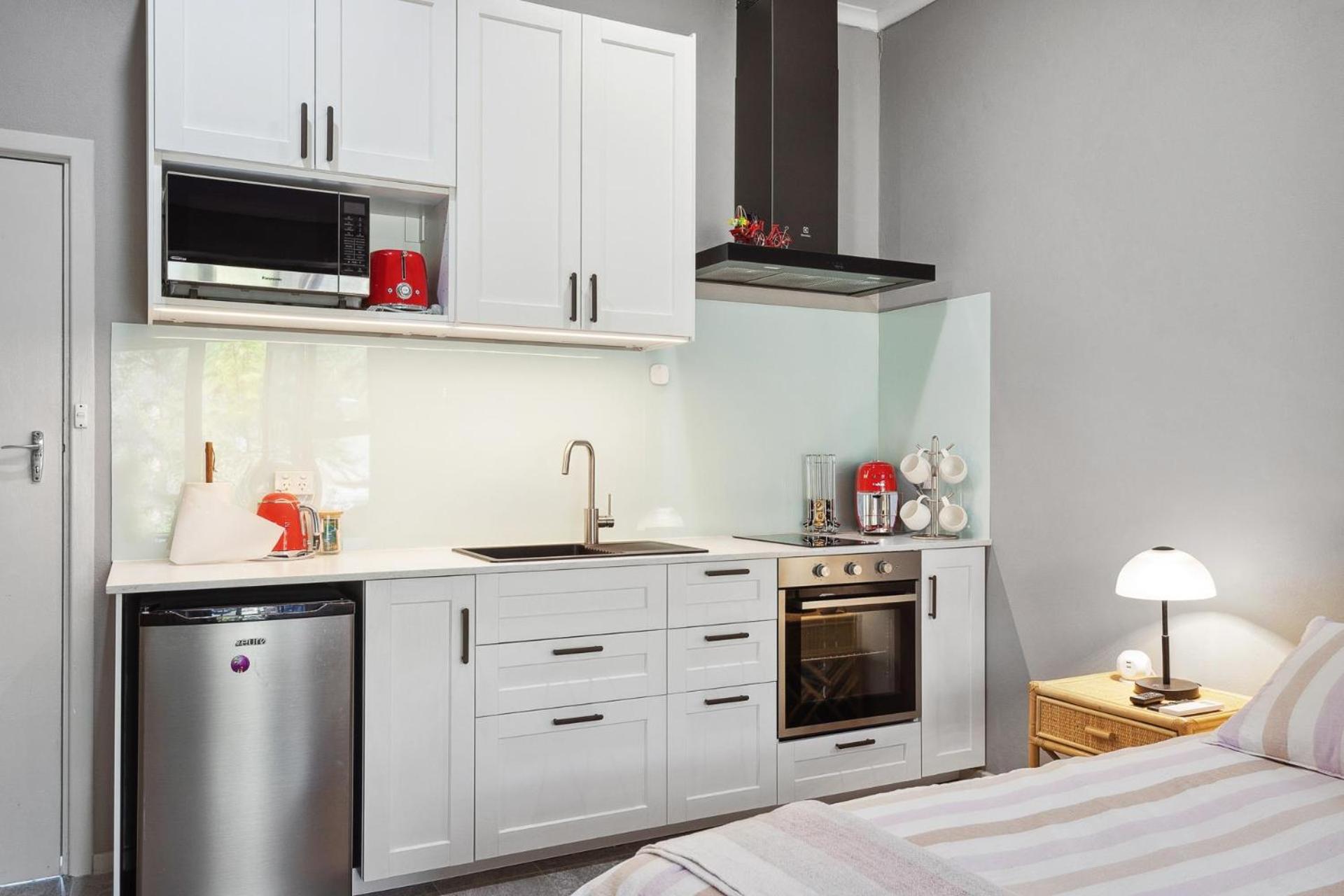 Haven Studio Hideaway Near Airport Perth Bagian luar foto